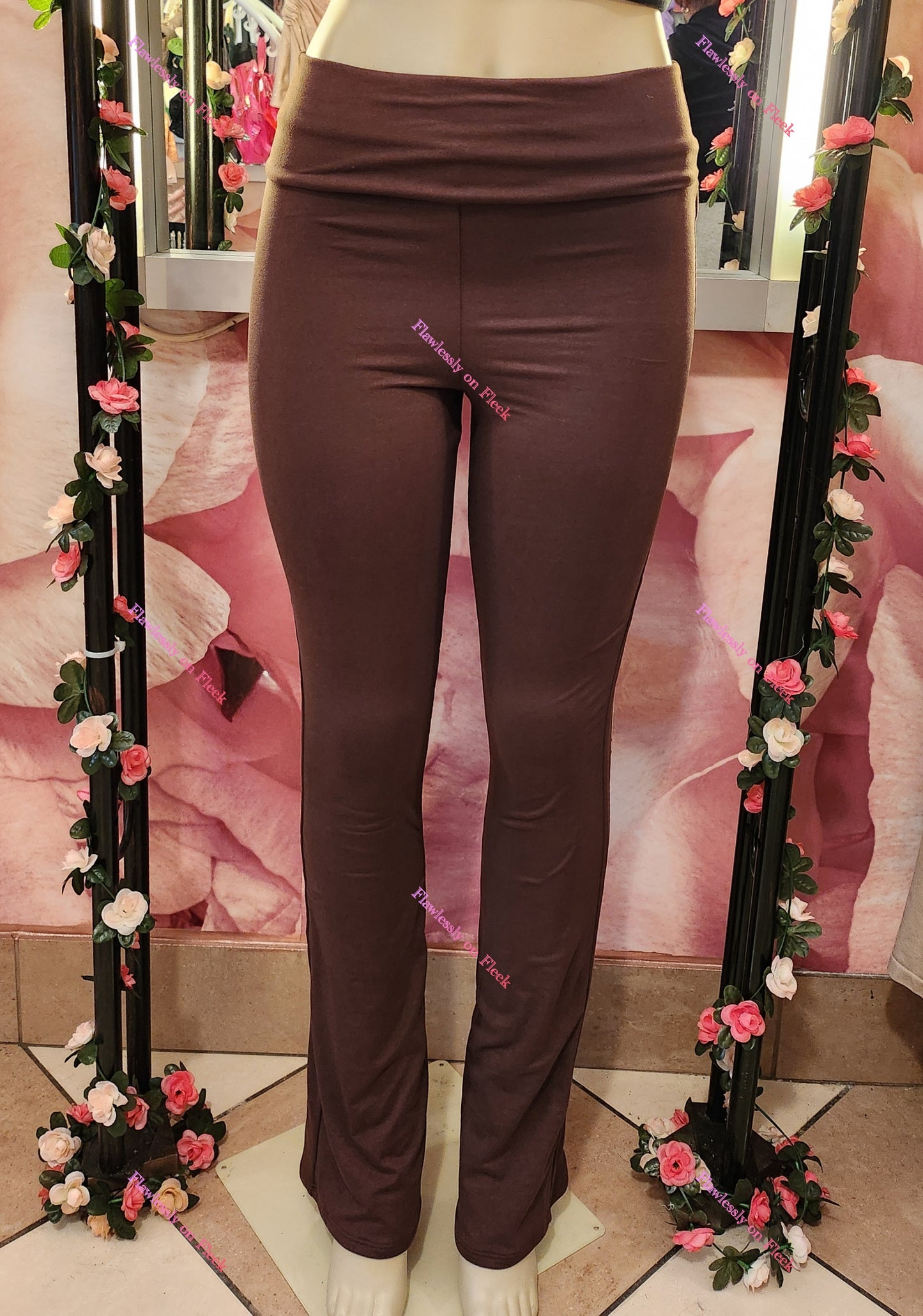 Leggings básicos acampanados