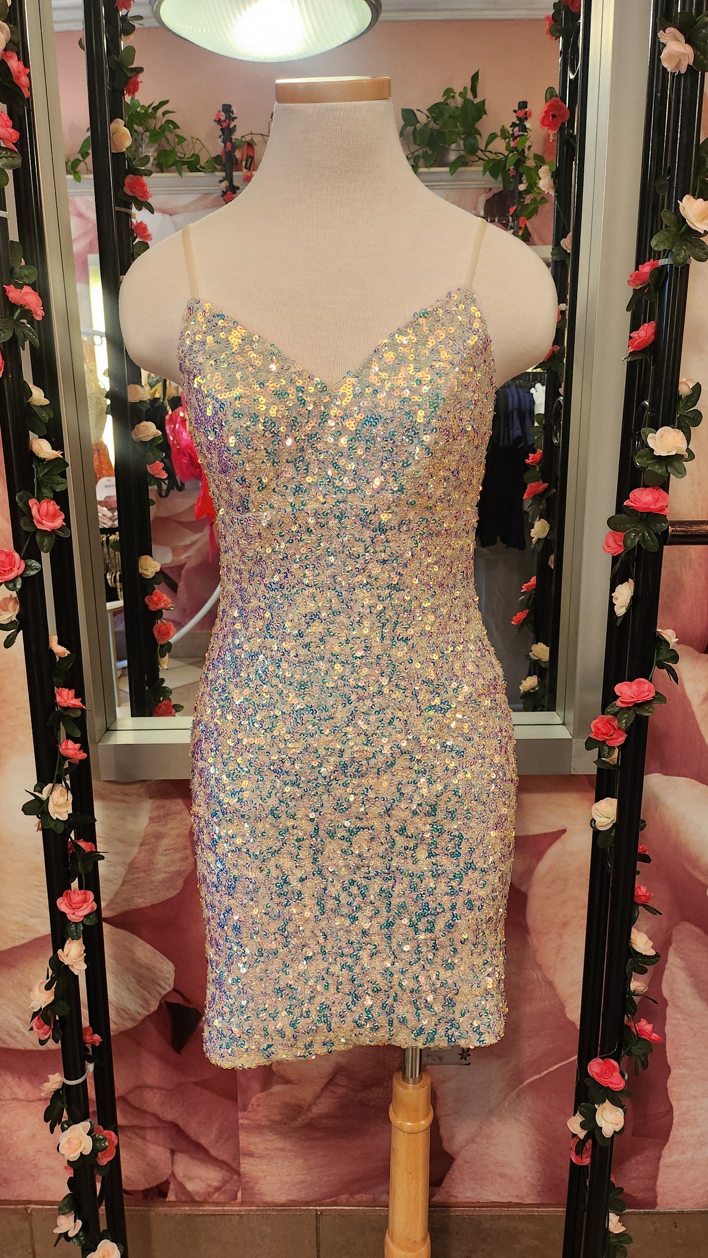 Vestido de ensueño en tonos pastel brillantes n.° 9720