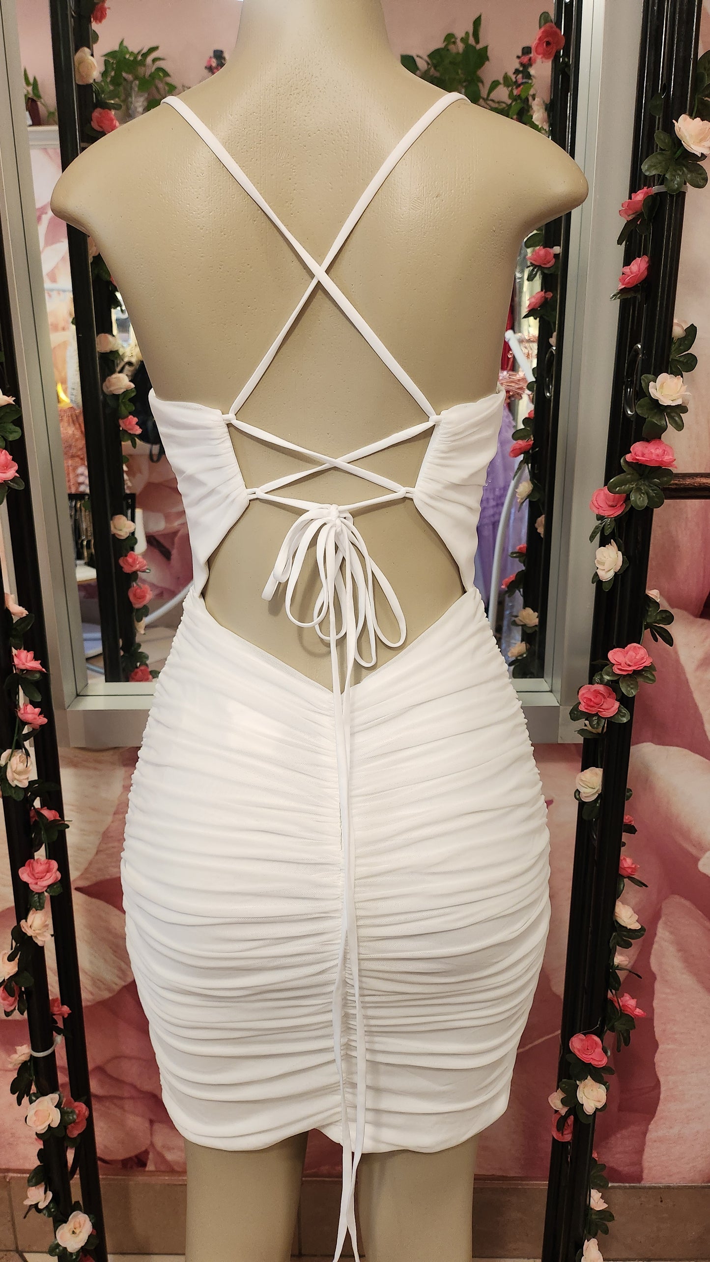 Vestido mini de cóctel coqueto y fabuloso