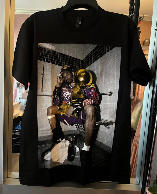 Camiseta del trofeo Kobe