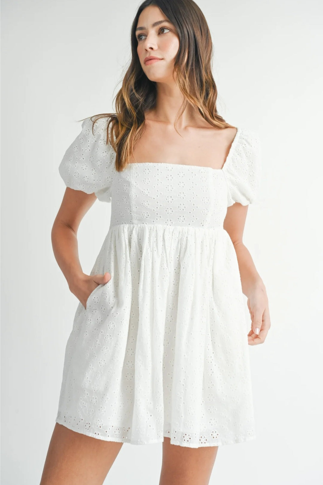 Women's Eyelet Lace Puff Sleeve w/Square Neck Romper