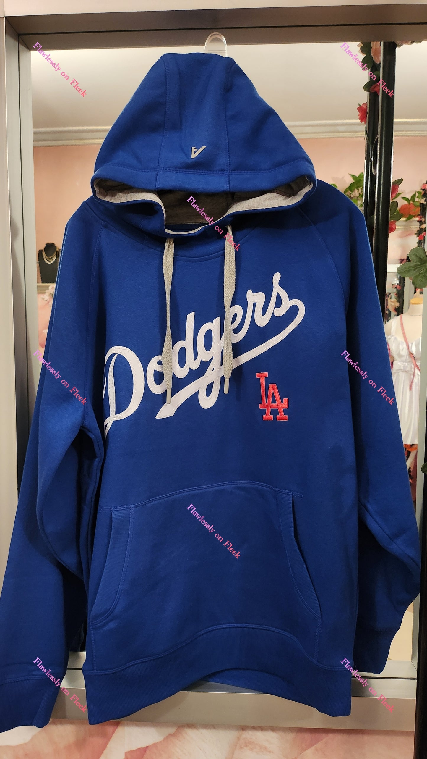 Los Angeles Dodgers Antigua Victory Pullover Hoodie