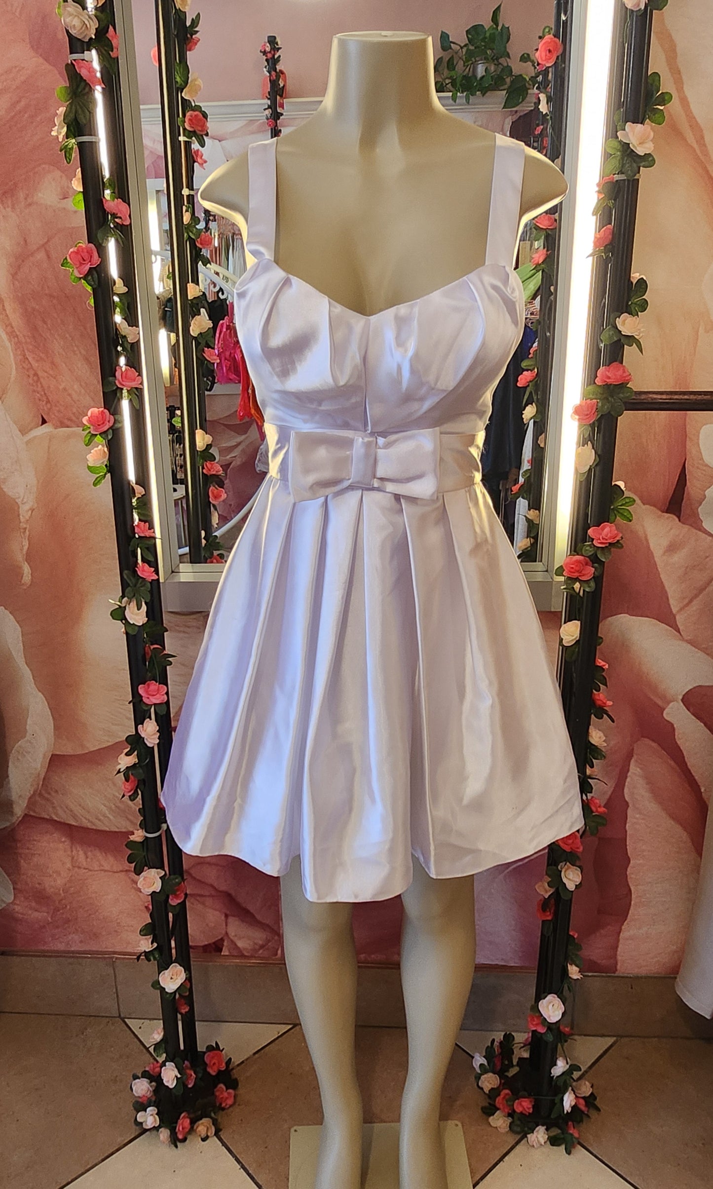 Y2K Vintage White Babydoll Dress with Bow